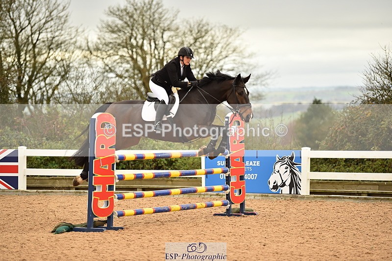 231122A-135004-00529 - Cls 5 Foxhunter & 1.20m Open