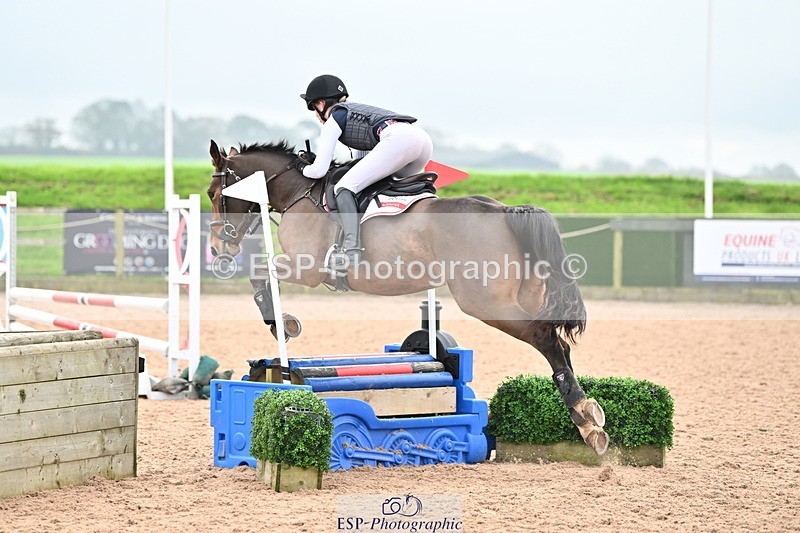 241110A-120652-00749 - 80cm 11.30 to End