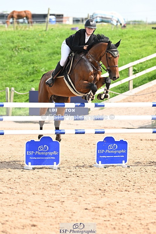 240801A-111252-01316 - Cls 2 Foxhunter