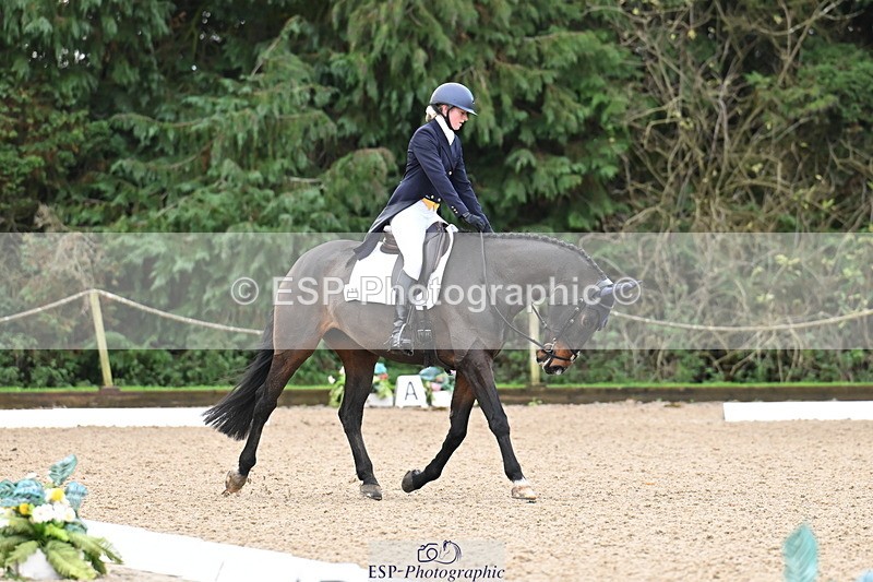 251023A-100655-01431 - B-126-Catherine.Van.Randwyck