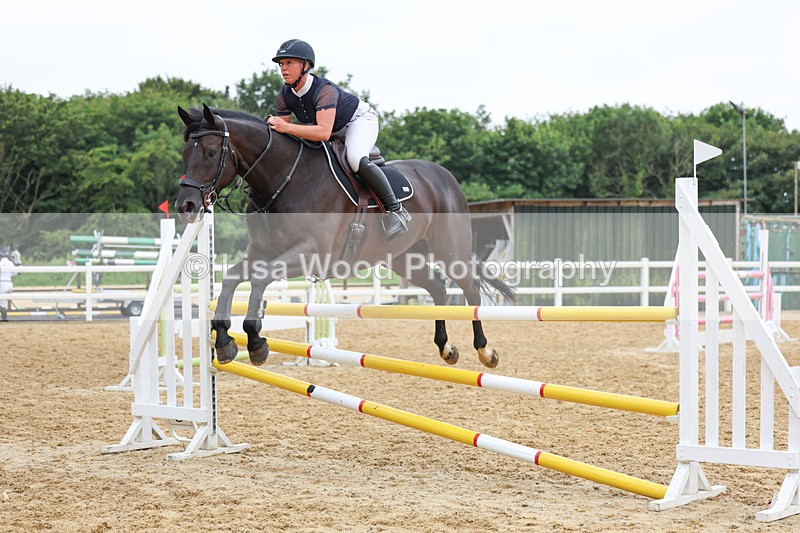 3E7A6496 - Class 9: Senior 1.15m Open