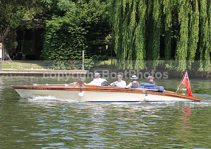 130706 SUN PENNY WT7A1018 - HENLEY ROYAL REGATTA - Saturday 6th July 2013