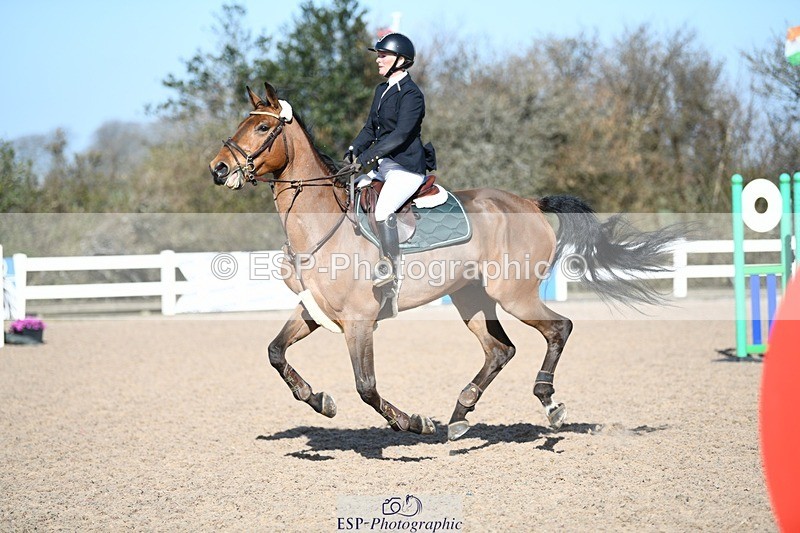 250330-102714-06117 - Cls 32 British Novice and 90cm