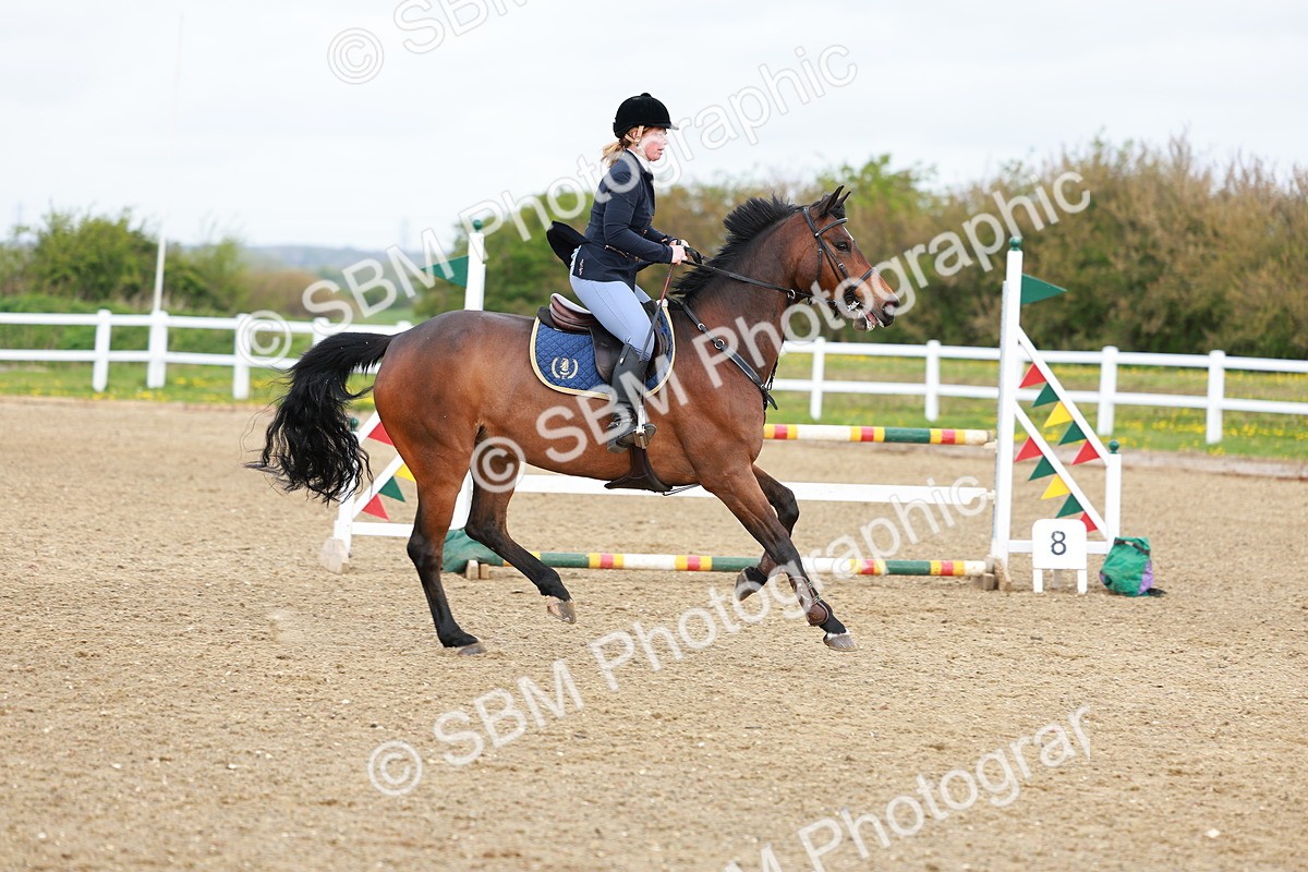 SBM_001819 - class 8 - Senior British Novice - 90cm
