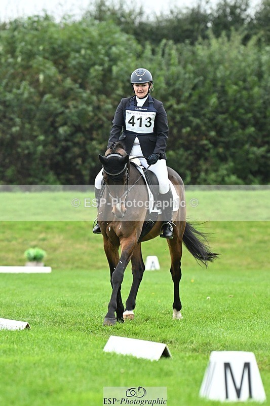 241024-140801-04403 - 413-Sophie.Westmore-CALCOURT.LEONARDO