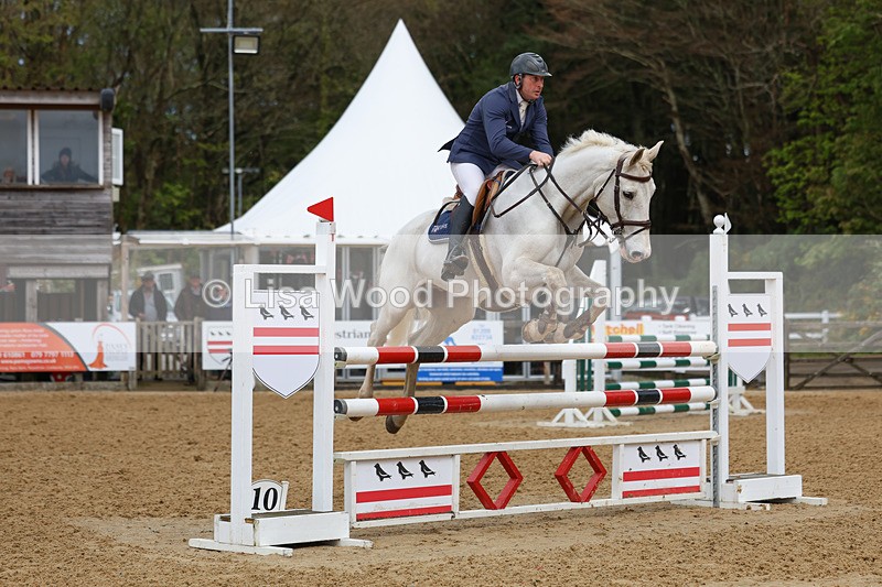 3E7A1846 - Class 7: Senior Newcomers/1.10m open