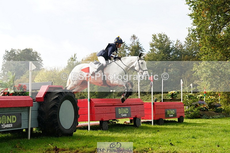 251025A-114534-18600 - F-401-Helen.Hickson