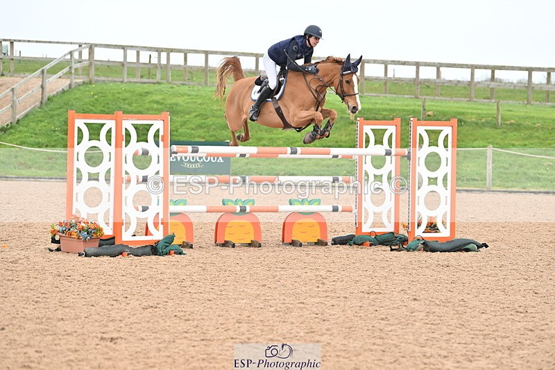 240405A-150511-02183 - Cls 6 National 1.40m Open