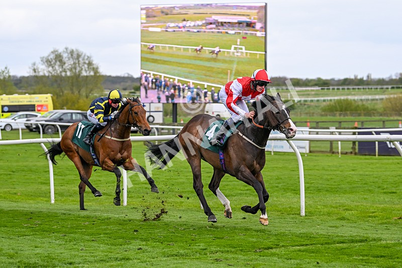 240424-Race 1-Object-7629 - Race 1