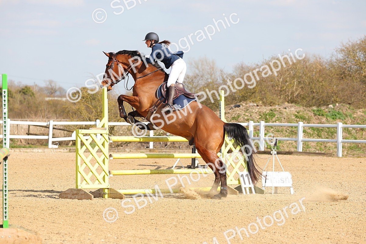 SBM_001416 - Class 4 - Senior Newcomers - 1.10m