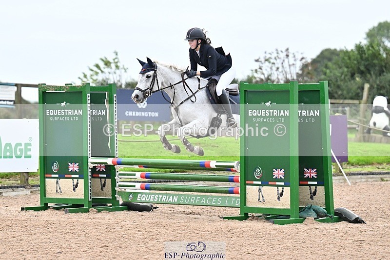 250920-155337-01814 - Cls 21 Pony Intro 80cm Derby