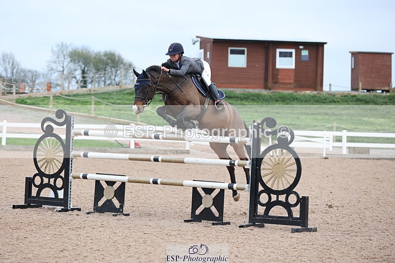 241101A-154155-03092 - FRI Cls 7 Blue Chip Grade B&C Jump Off