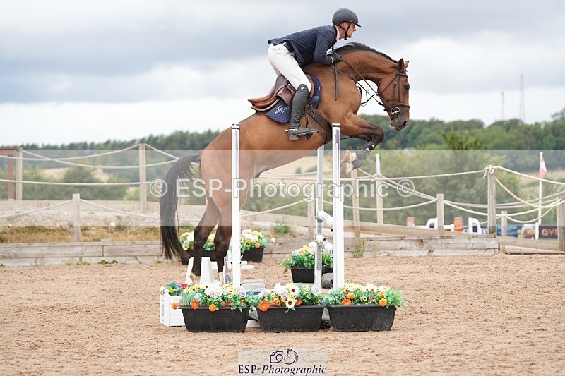 260730-110645-01789 - Cls 1 British Novice and 90cm