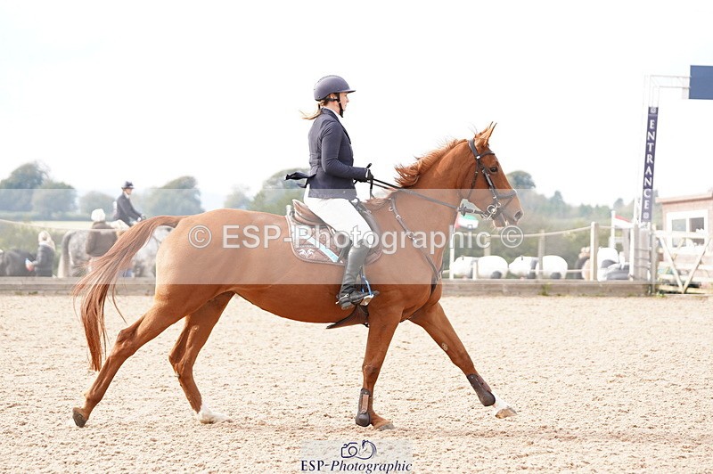 241004A-151524-00923 - Fri 04 Snr Fox & 1.20m Open