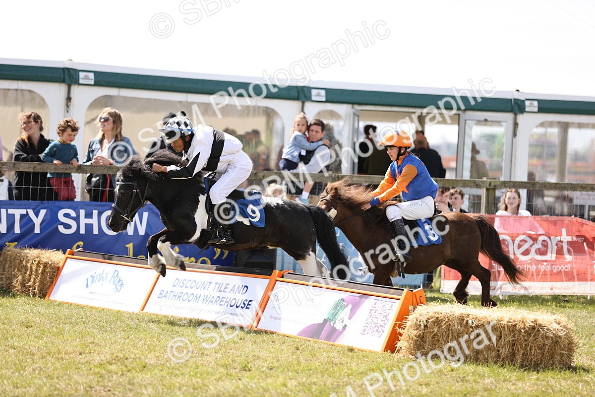 SBM_16715 - Dinky Derby