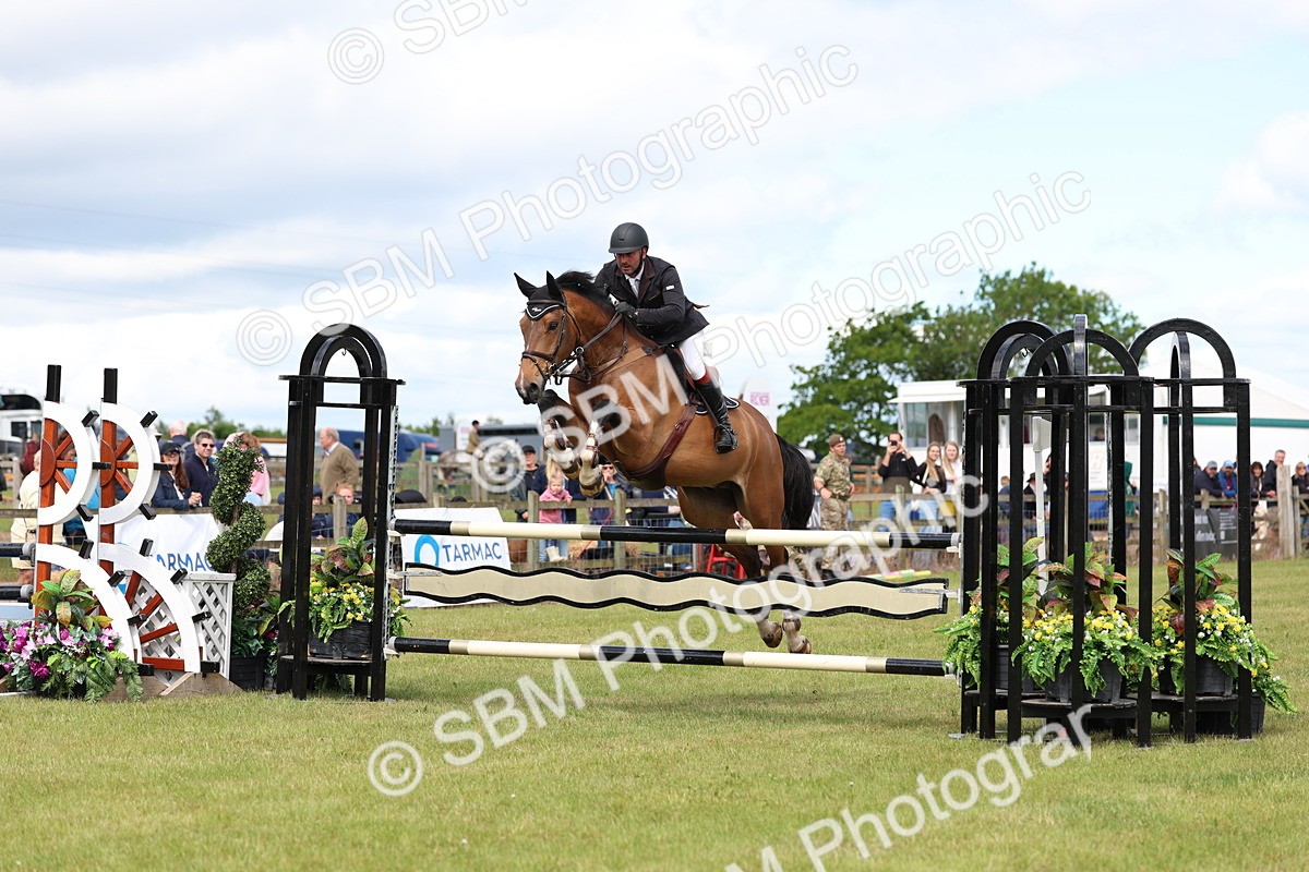 SBM_13637 - Class 206 - Senior Newcomers - 1.10m Open