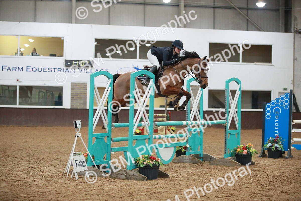 SBM_001220 - Class 4 - Senior Newcomers - 1.10m Open