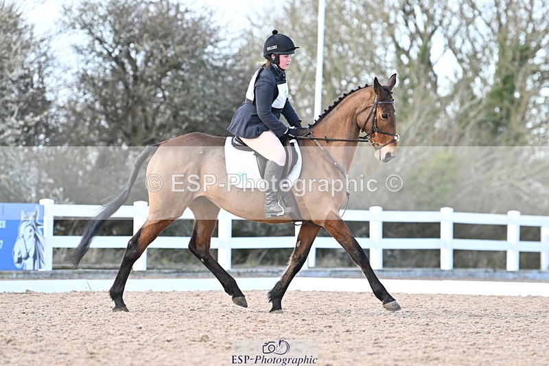 240324A-153016-04502 - Novice 27, 14.30 to 15.25