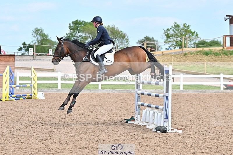 240605A-160951-01053 - Cls 5 Foxhunter and 1.20m Open