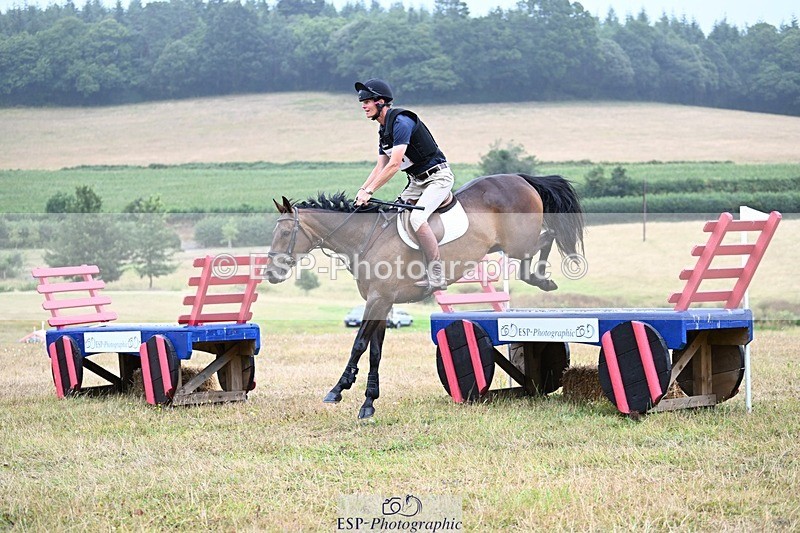 250803A-131426-13609 - M-574-William.Fox-Pitt-JABBEKA