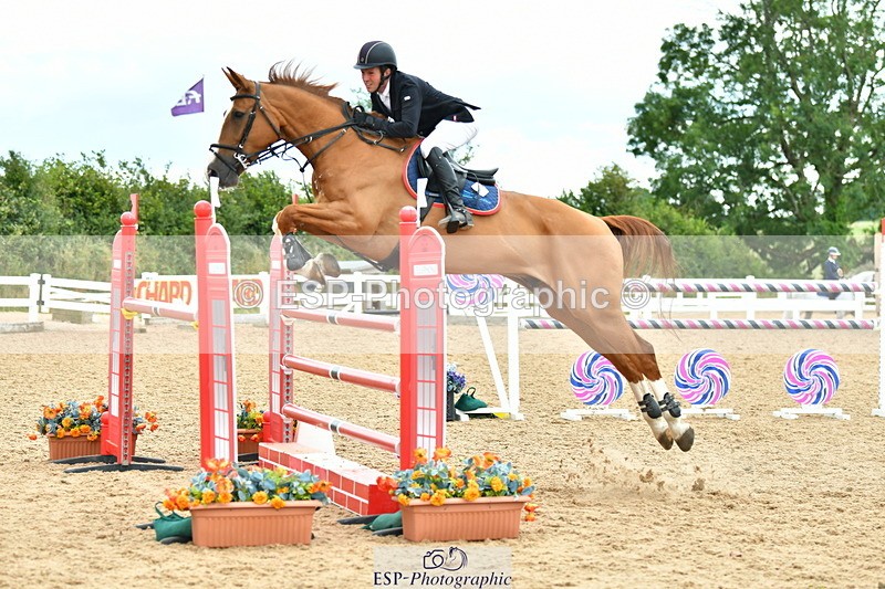 230721A-143323-06964 - Cls 22, 1 Star Gold 1.30m