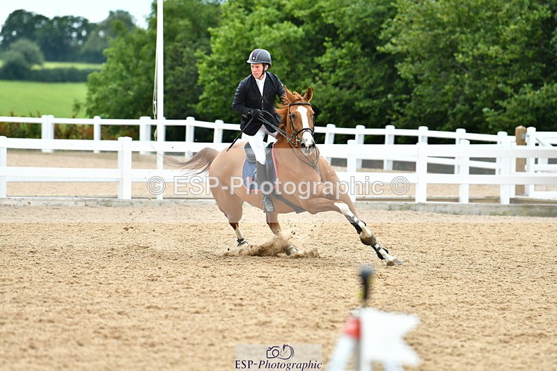 230721A-143345-06973 - Cls 22, 1 Star Gold 1.30m