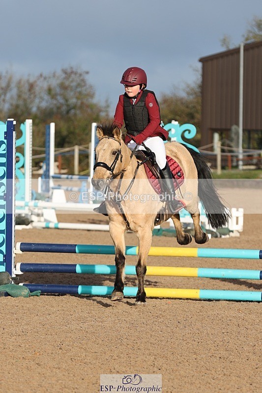 251025-093857-00739 - Cls 20 Clear Round 50cm