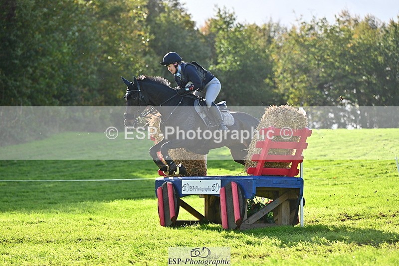 251025A-125100-19278 - F-452-Suzy.Stoneman