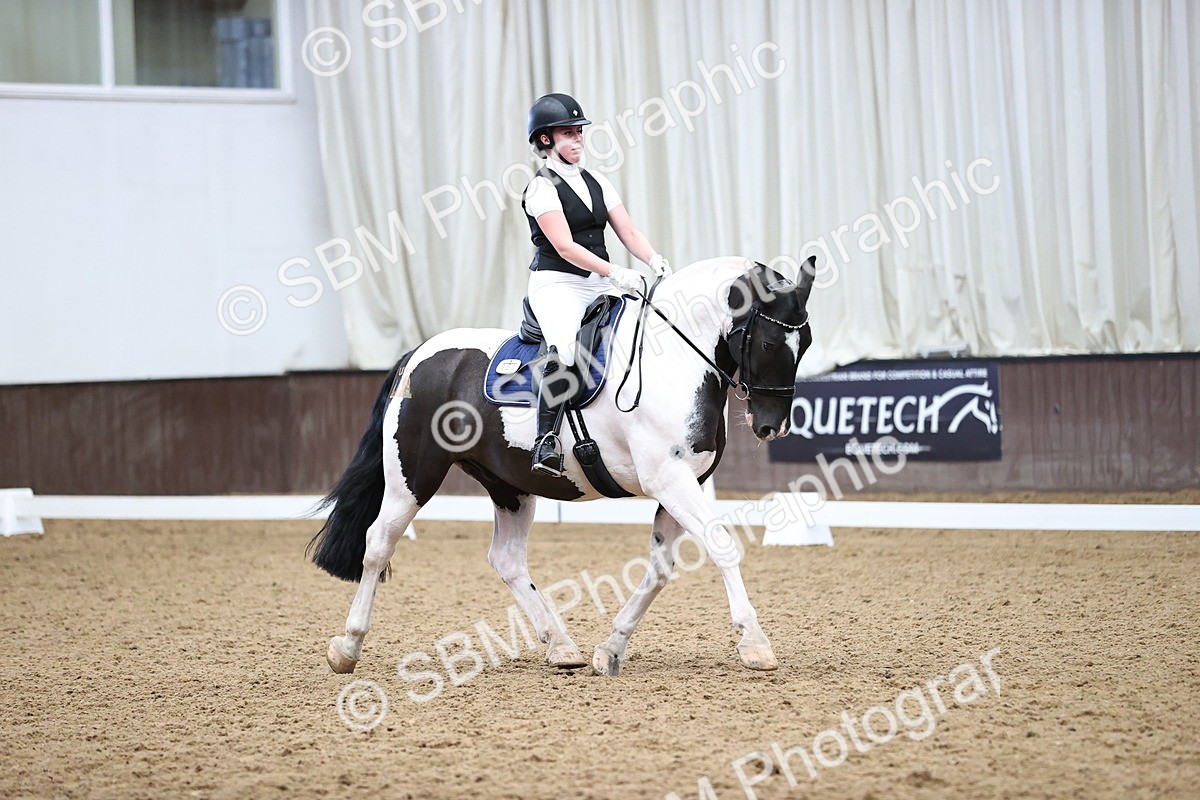 SBM_003566 - Novice 4 - 14.47-16.34