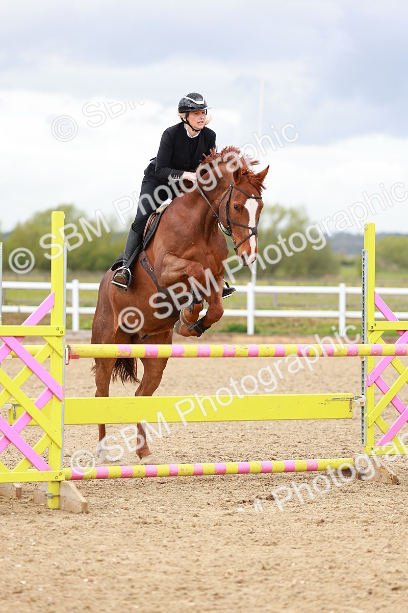 SBM_002246 - Class 10 - Senior Newcomers - 1.10m