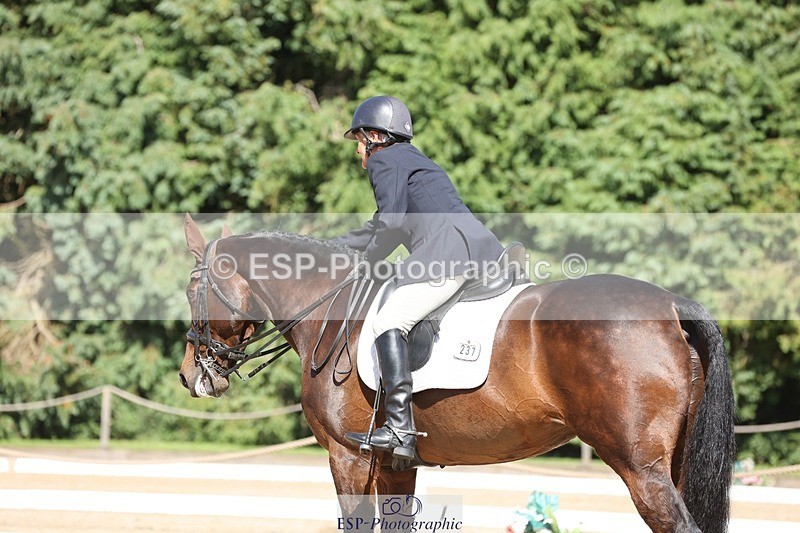240719-160129-03014 - 237-Sue_Lanz-Wellshead_Foxtrot