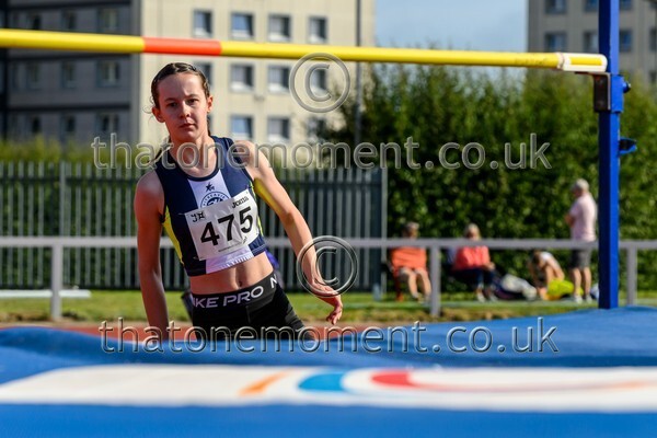 Age25SUN-919063 - Field Female Set One