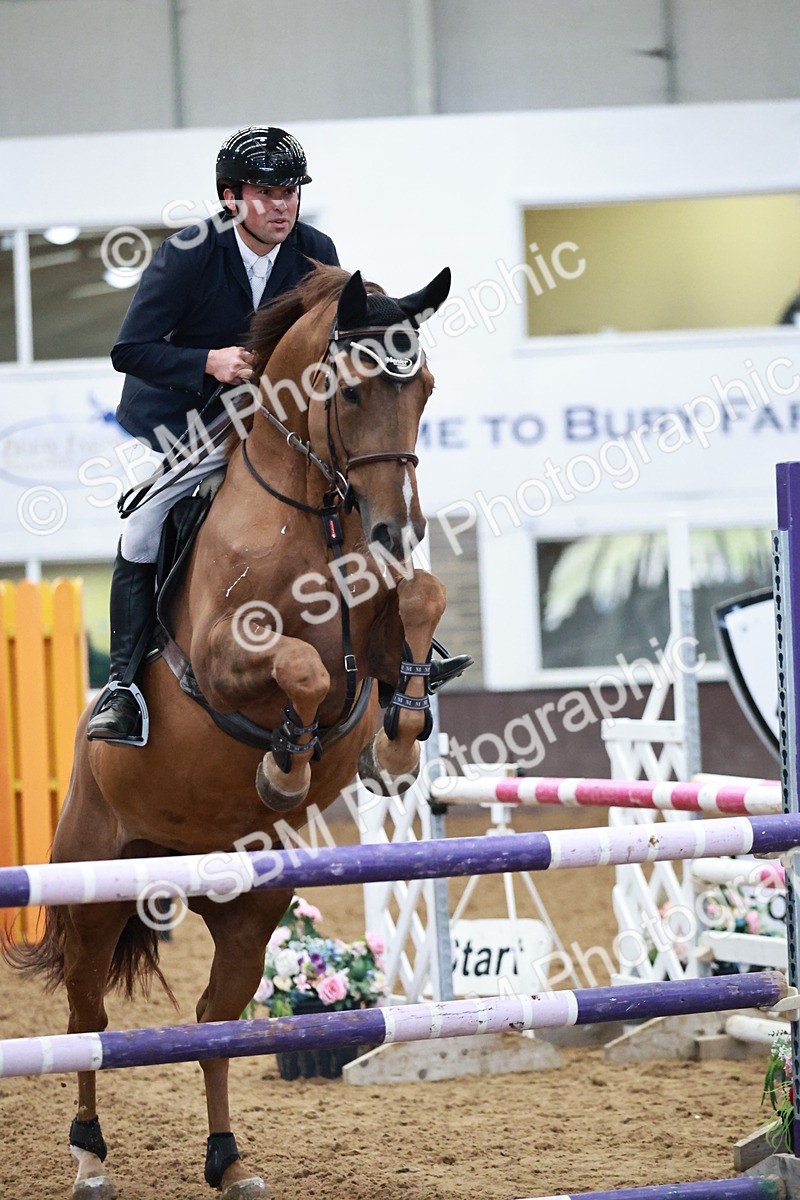 SBM_001401 - Class 4 - Senior Newcomers 1.10m