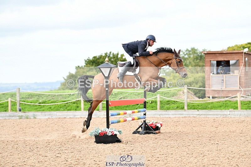 240915A-114356-09761 - Cls 27 Snr 1.05m & 1.10m GP