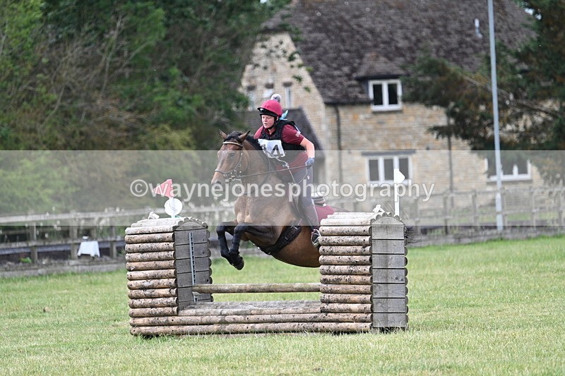 WJ7_5015 - 60cm XC Time 09:58 to 10:16