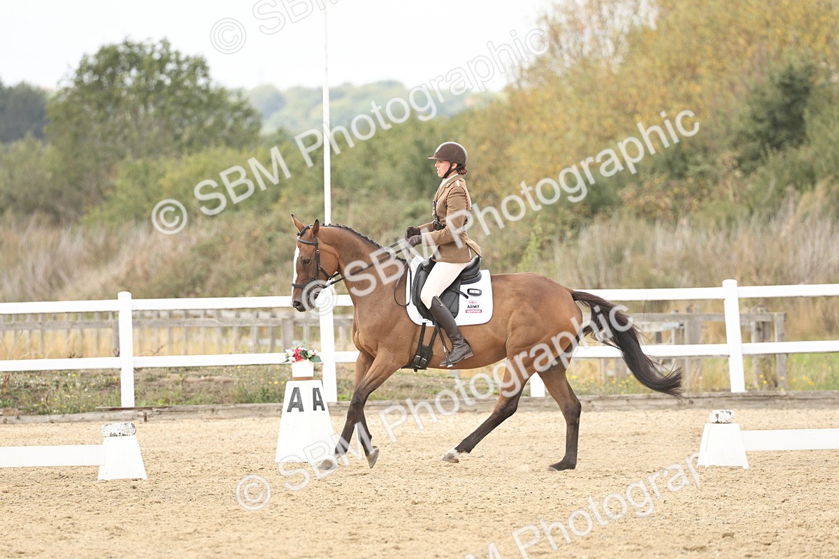 SBM_013245 - Class 3 - Novice 4 - 11.43-12.25