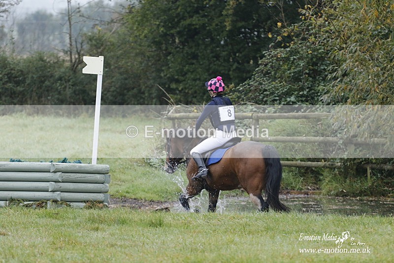 WWHT 171021 0341 - Novice Restricted (0.80m)  17/10/21