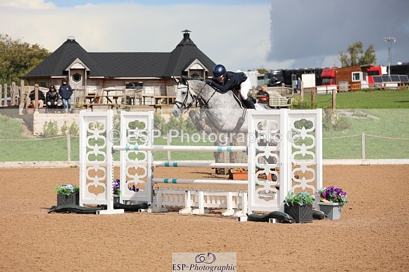 250911-122118-01424 - Cls 3 Snr Foxhunter