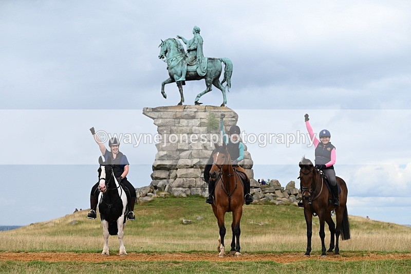 DSC_7877 - Time at Statue 13:16 to 13:52