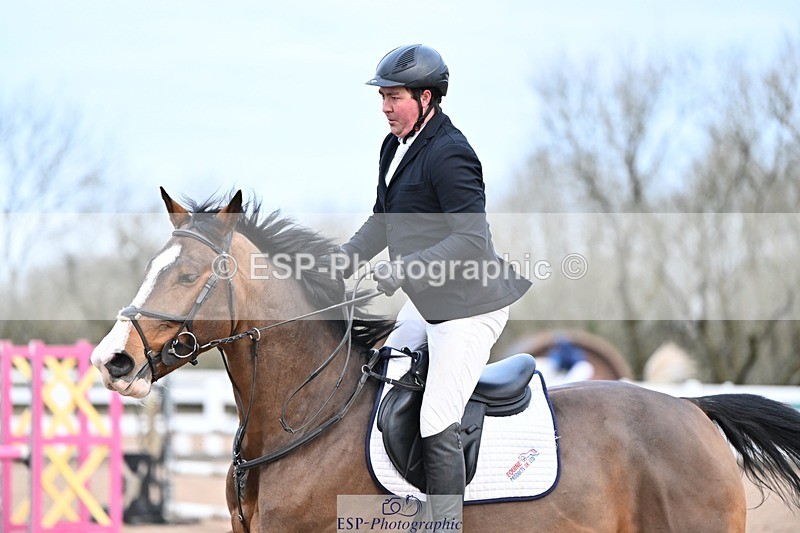 250112-092805-00686 - Cls 15 British Novice and 90cm Open