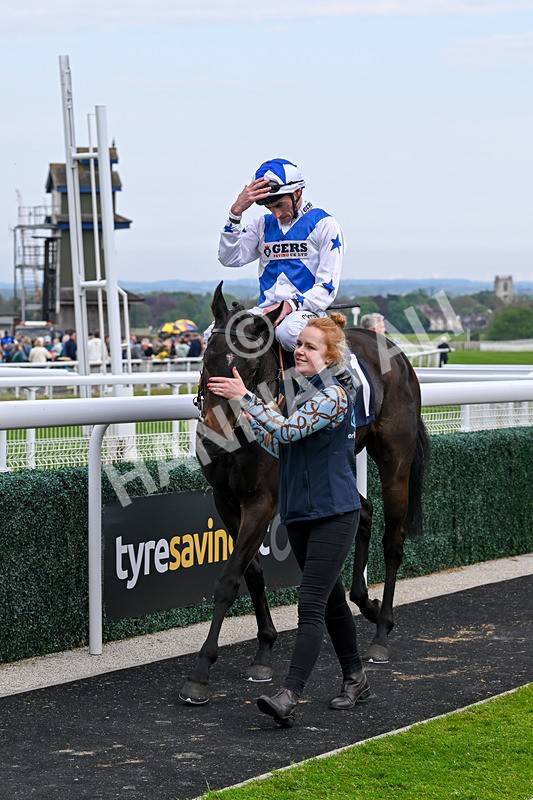 060524-Race 6-Shes Got Bottle-7328 - Race 6