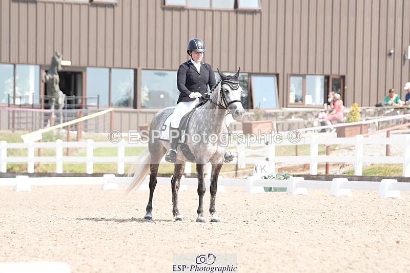 250817-115602-08946 - 059-Michelle.HardymanWalstead.Jack.Daniels