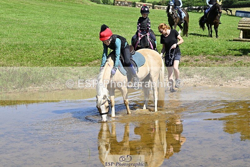 240728B-105734-00742 - Theo's Group XC