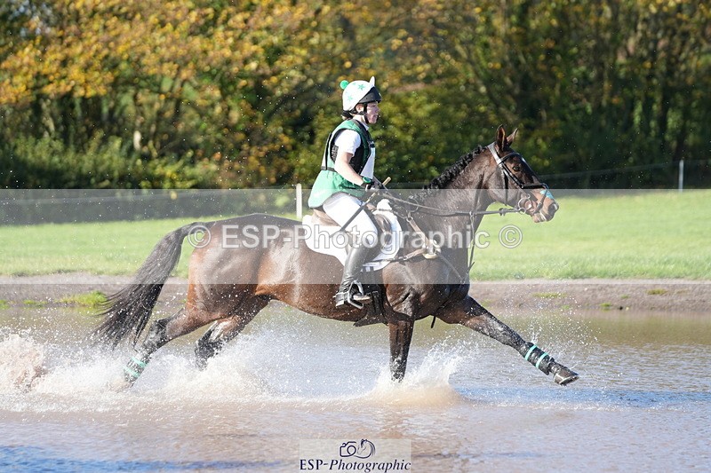 251024A-110802-07105 - A-012-Beth.Hobden