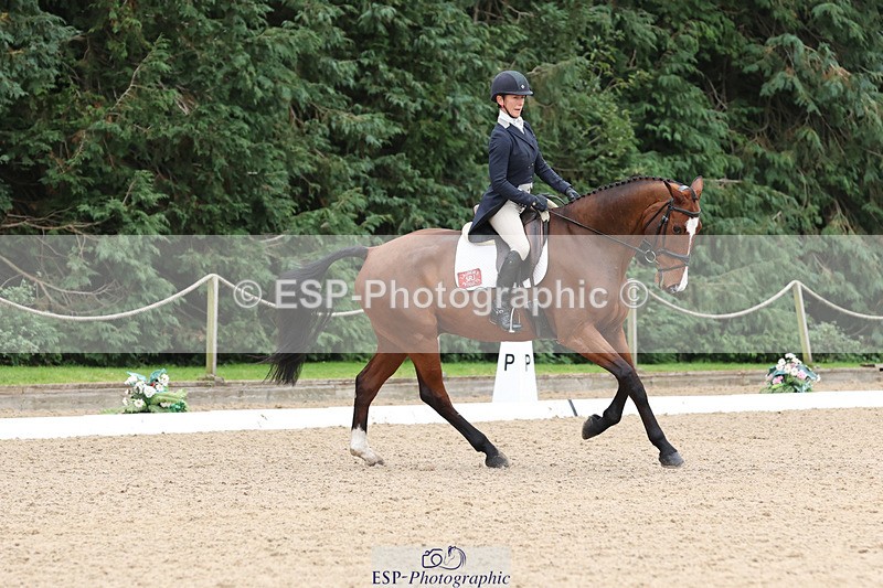 241024-121239-02006 - 057-Louisa.Lockwood-KILCANNON.OREO