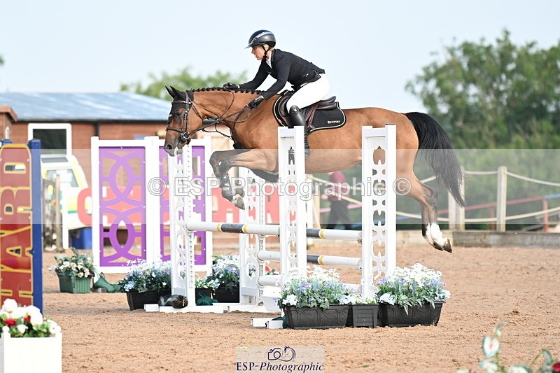 240801A-085605-00892 - Cls 1 British Novice and 90cm Open