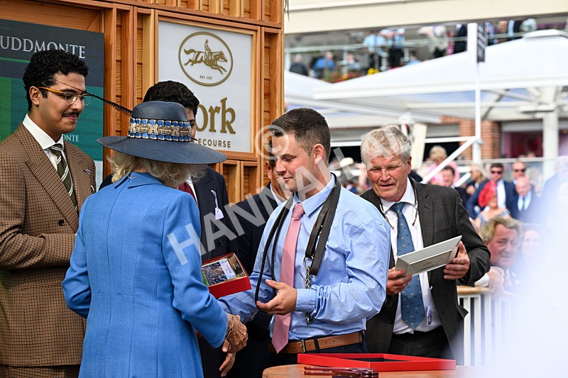190826-Race 4-Item-0577 - Race 4 15.35pm Juddmonte International Stakes