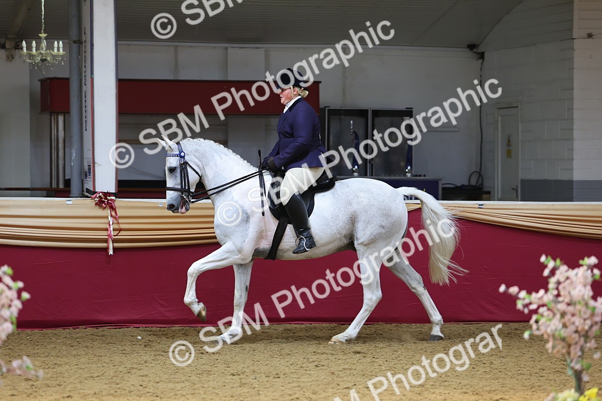 SBM_24633 - Class 906 - Supreme Final - Ridden Pre Vet