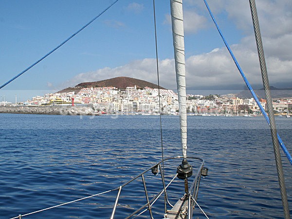 061015 Approaching Los Christianos - ATLANTIC CROSSING 2006