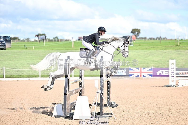 250924-131643-00388 - Cls 4 Newcomers and 1.10m Open